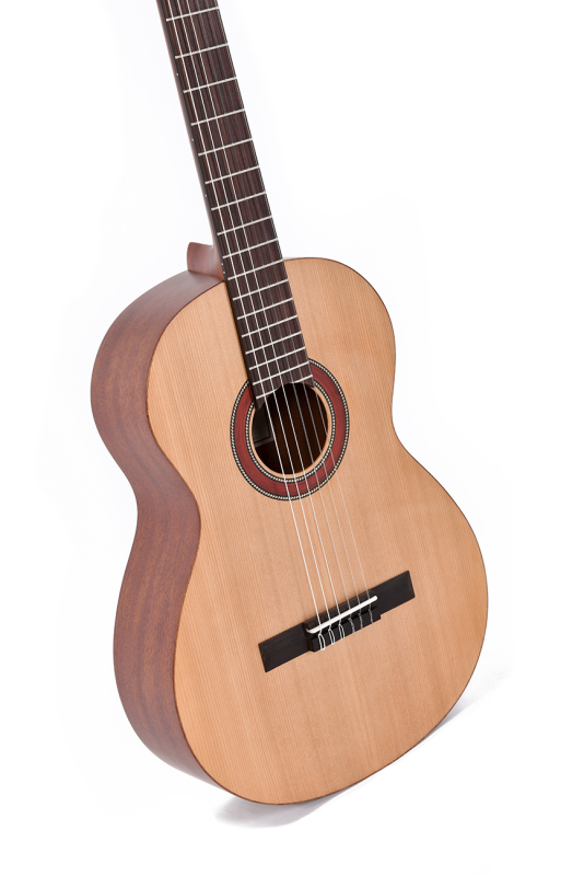 Sigma CM-2, Zeder massiv / Mahagoni